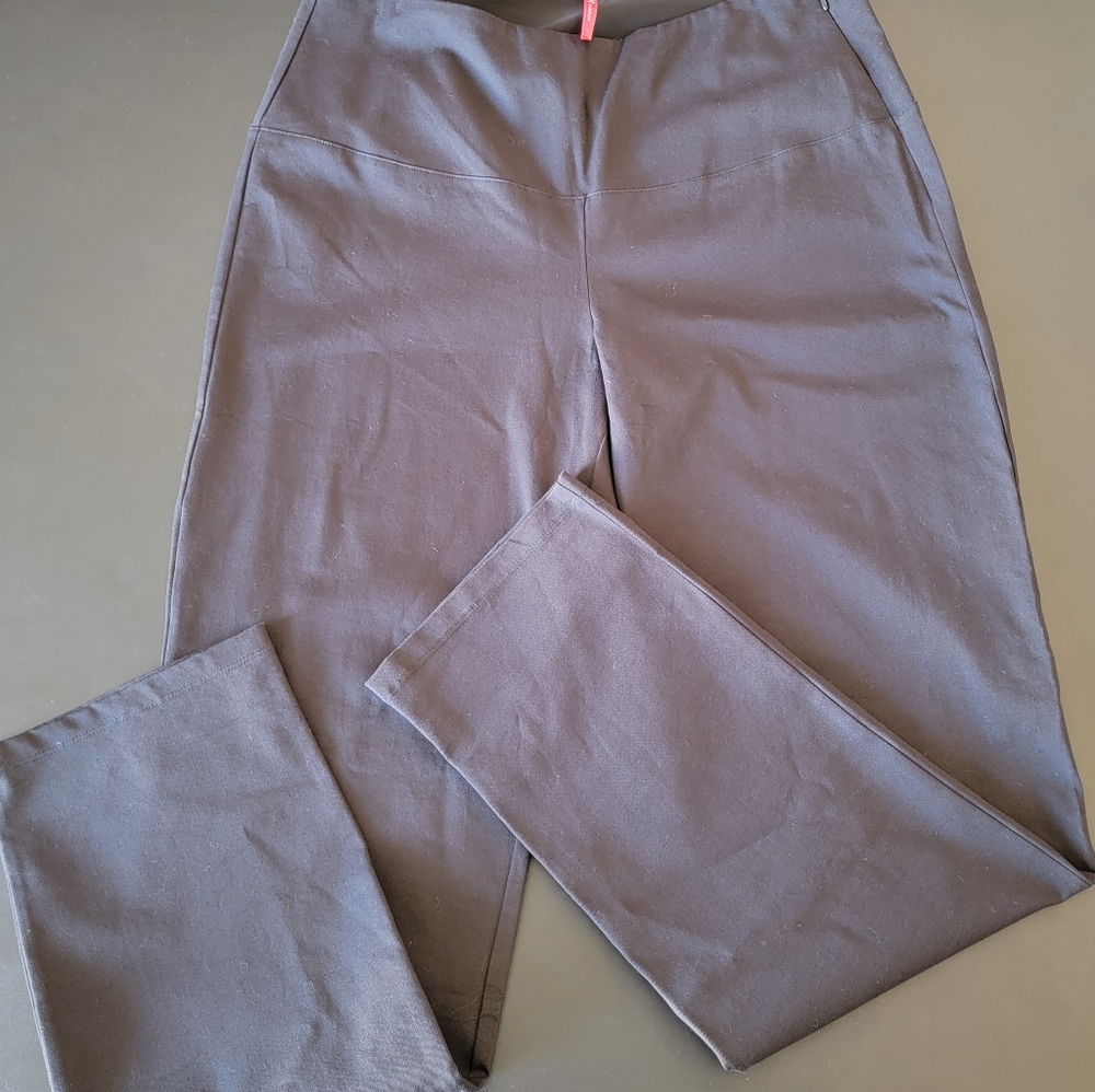 Ruby Ribbon Stretch Woven Pants in black size large